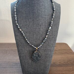 Elegant Gray, Silver and Gold Pendant Necklace